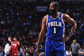 爱游戏赛事中心-逆转之夜！76人最后时刻连续得分取胜，目前世界提供.